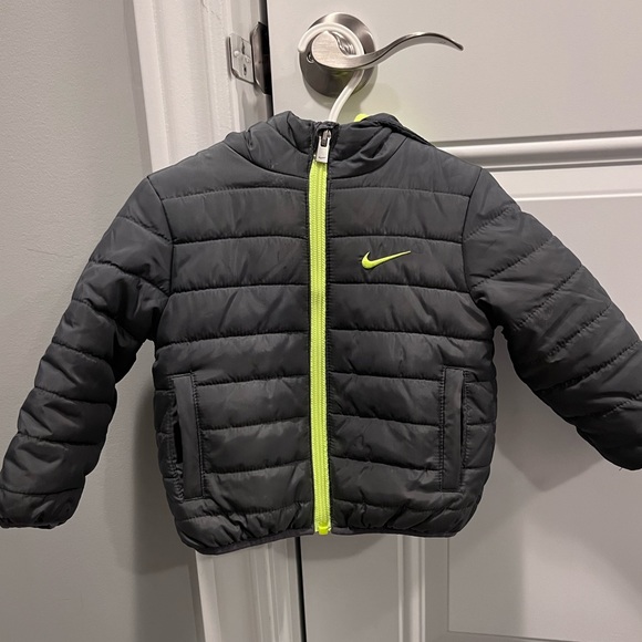 NIKE winter jacket/coat 12M - Picture 2 of 4